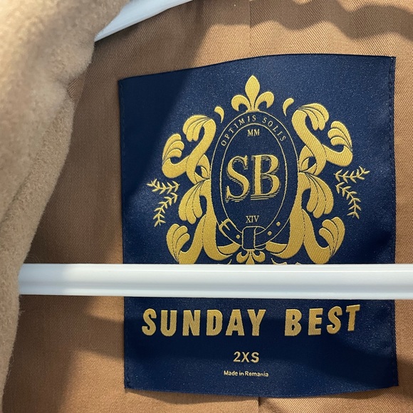 Aritzia Kennedy coat - Picture 2 of 4